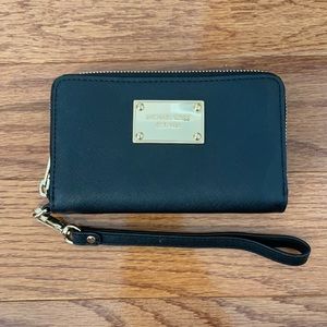Michael Kors Wrist wallet